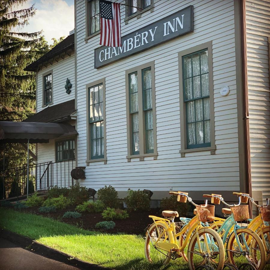 Chambery Inn リー エクステリア 写真