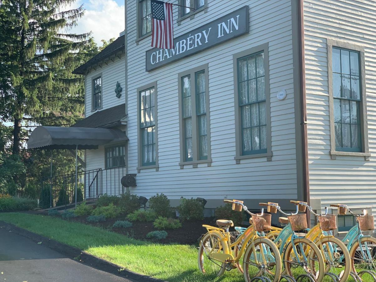 Chambery Inn リー エクステリア 写真